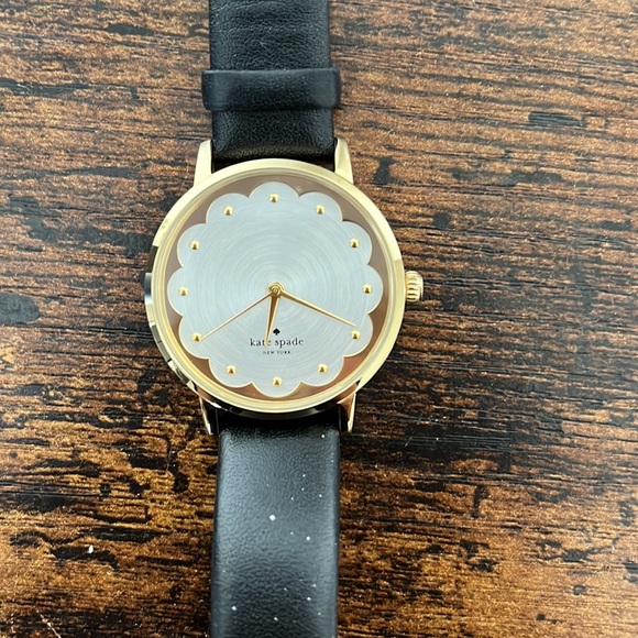 Kate Spade Watch - Picture 2 of 4